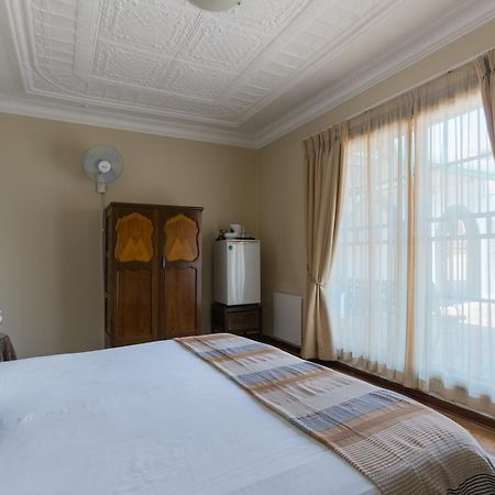 Agterplaas Guesthouse Pty Ltd Йоханесбург Екстериор снимка